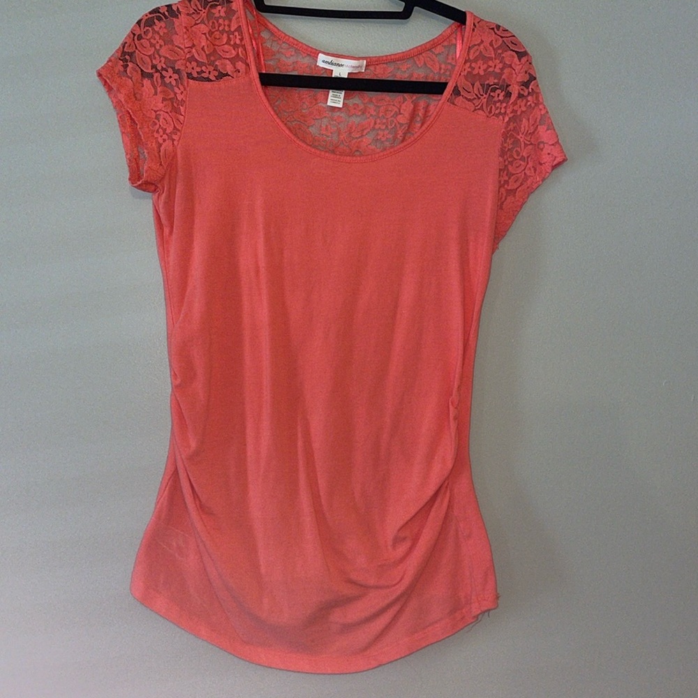 Maternity shirt